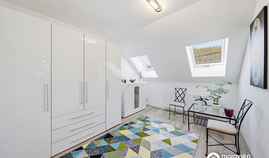 Prodej domu 121 m² s pozemkem 410 m², Dolní Kounice – náhled fotky 8