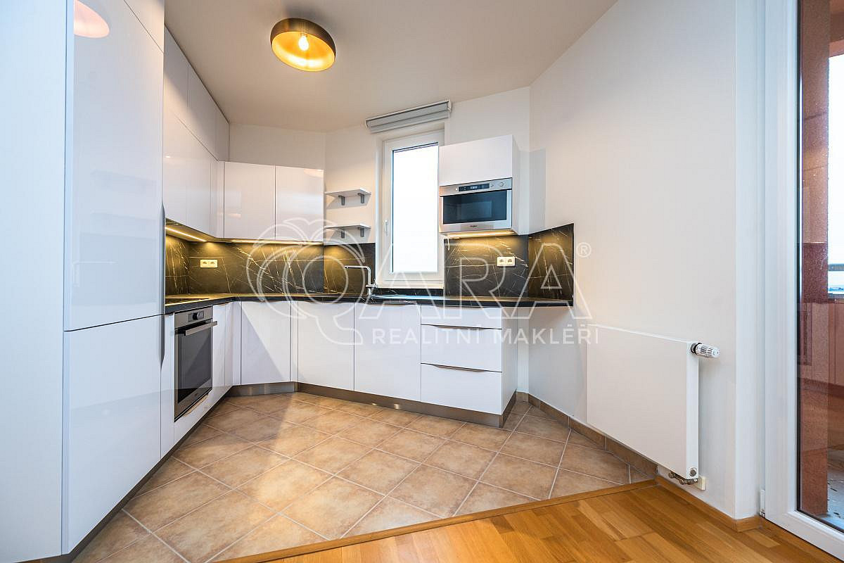 Pronájem bytu 3+kk 90 m² – fotografie 5