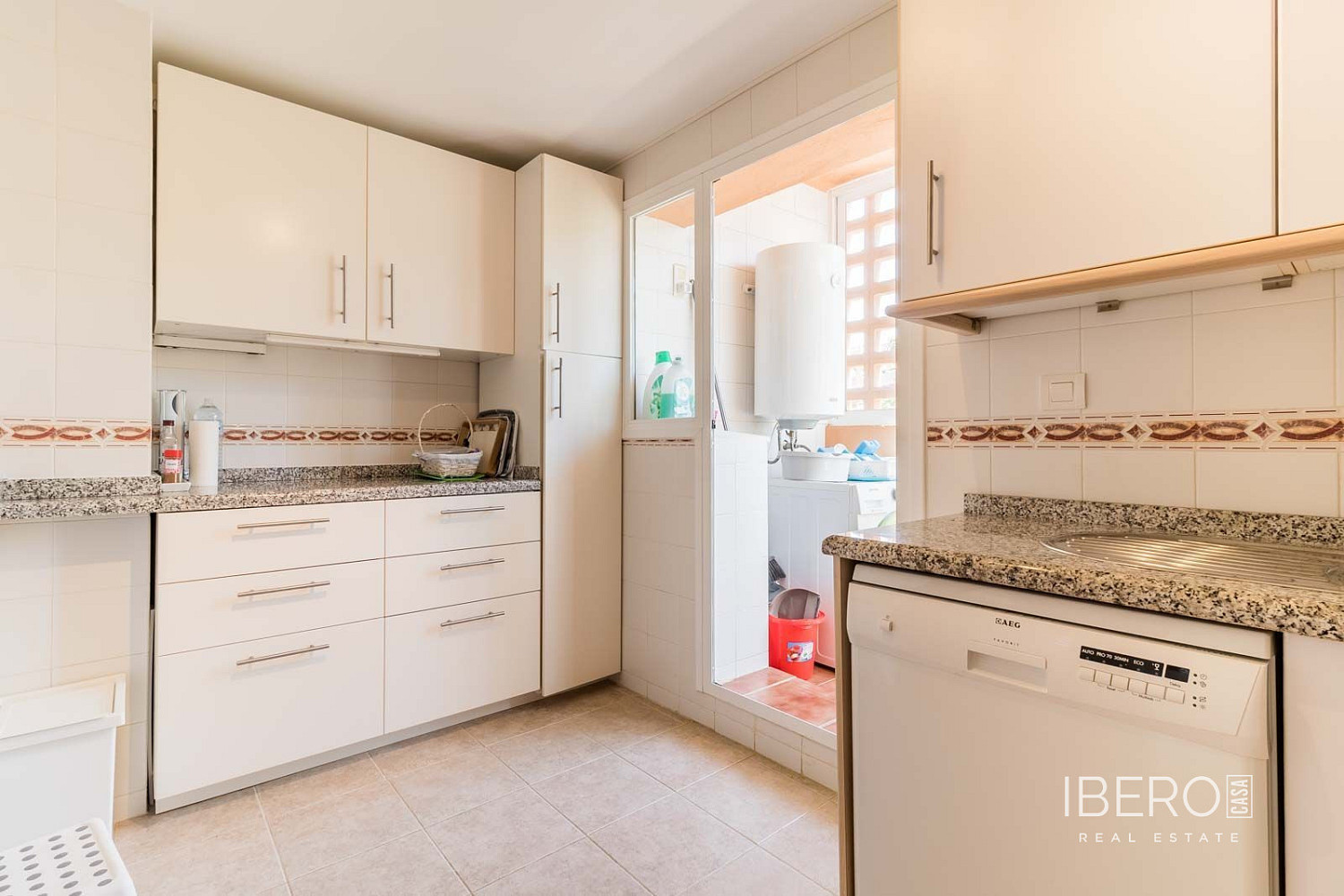 Prodej bytu 4+kk 107 m² — photo 3