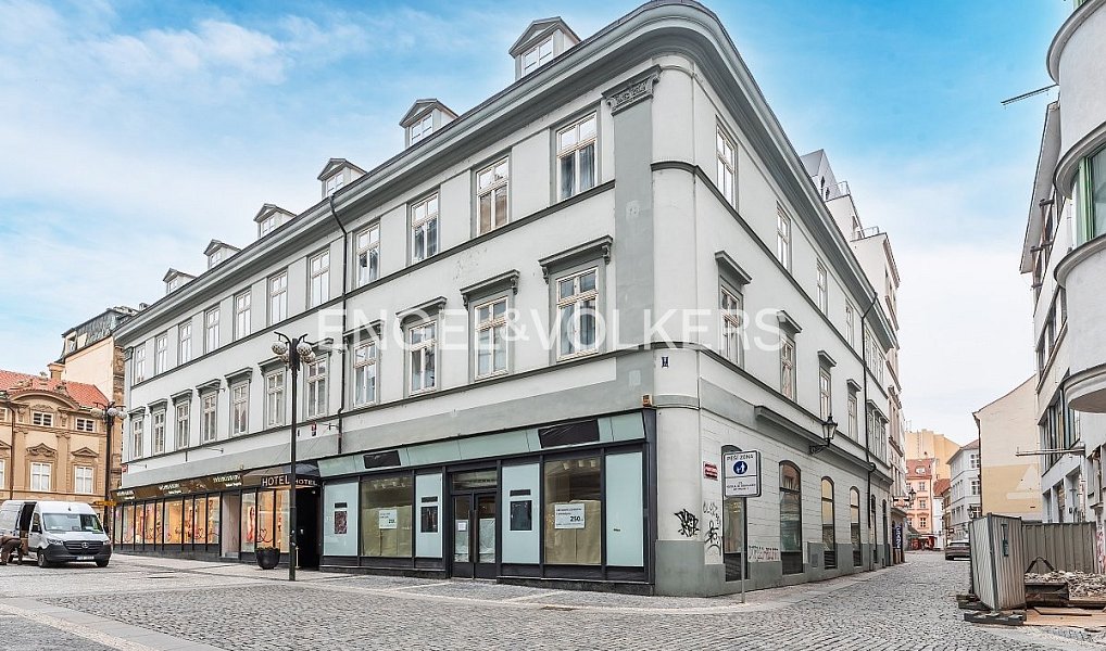 Pronájem obchodních prostor 250 m², Praha – fotka 1 z 10