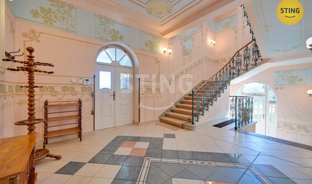 Prodej domu 700 m² s pozemkem 3 228 m², Luže – náhled fotky 12