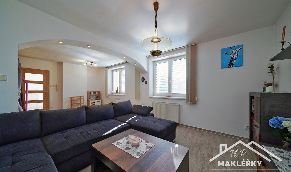 Prodej domu 186 m² s pozemkem 568 m², Zásmuky – náhled fotky 19