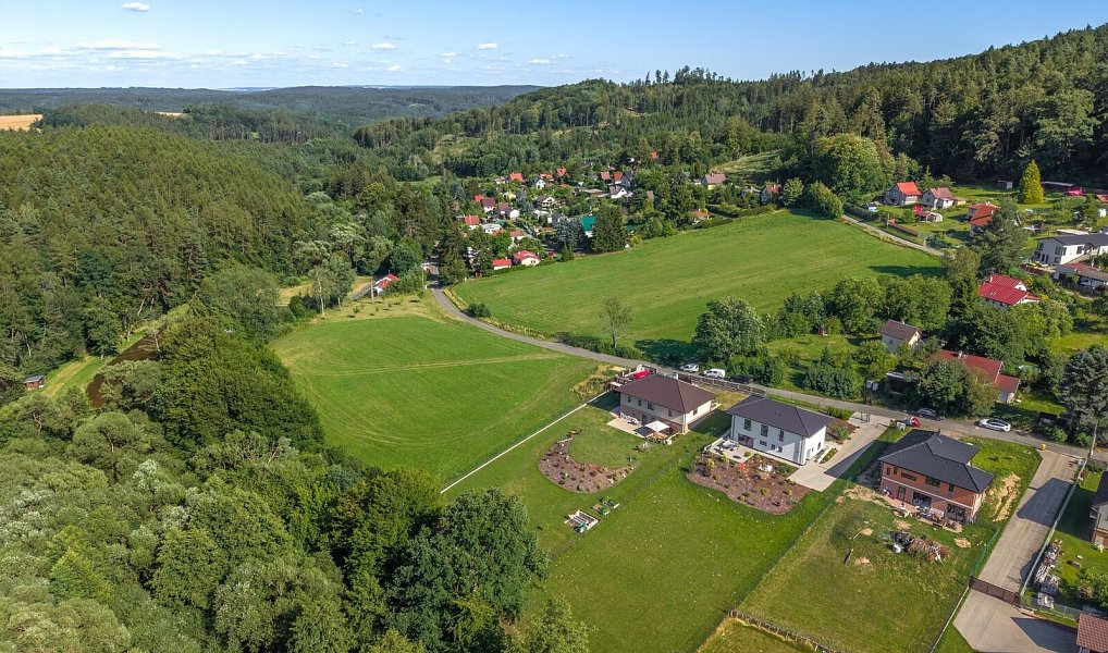Prodej domu 162 m² s pozemkem 1 947 m², Zvánovice – náhled fotky 12
