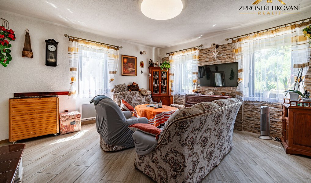 Prodej domu 258 m² s pozemkem 2 807 m², Teplá – náhled fotky 11