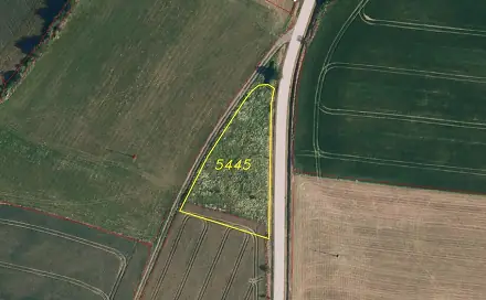 Prodej pozemku 2 217 m², Lomy, okres Třebíč