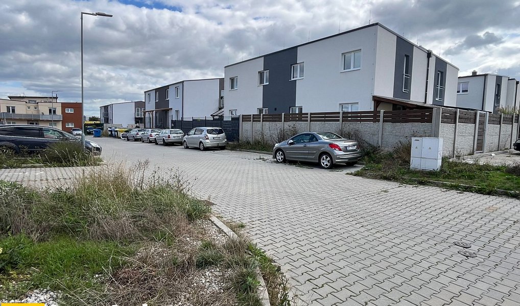 Parkovací stání (12m2), Vochov, Plzeň - sever, Vochov – náhled fotky 7
