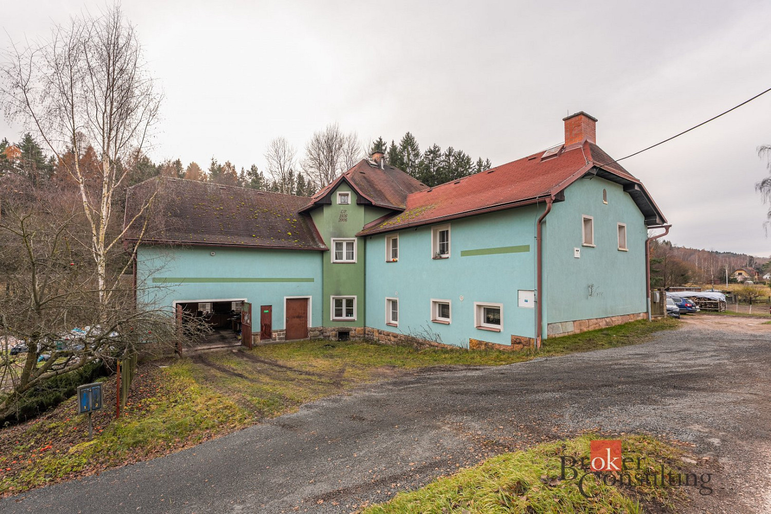 Prodej komerčního objektu (jiného typu) 700 m²