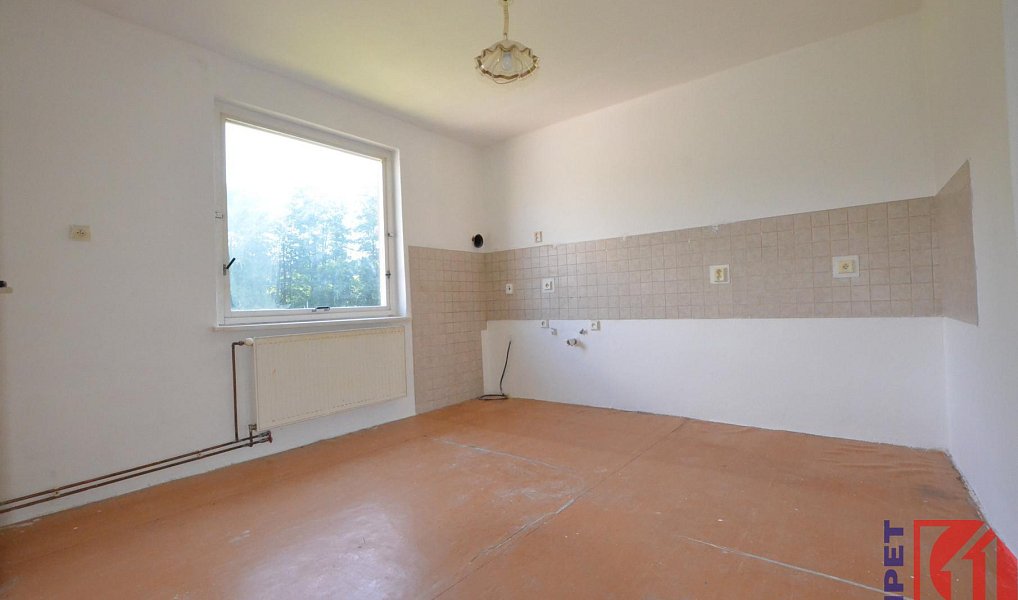 Prodej bytu 3+1 119 m², Mladé Buky – náhled fotky 2