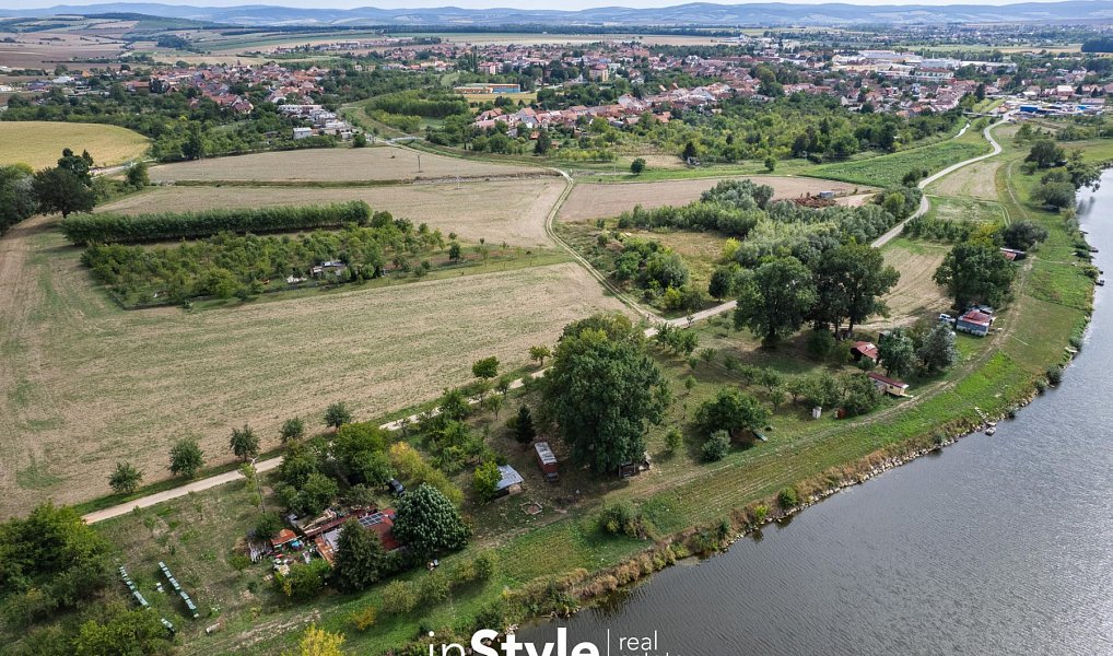 Prodej zahrady 1 689 m², Uherský Ostroh – náhled fotky 22