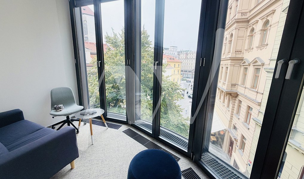 Pronájem kanceláře 353 m², Praha – náhled fotky 7
