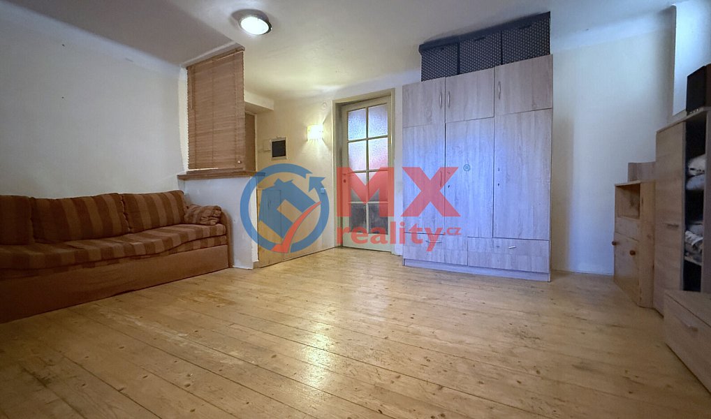 Prodej bytu 1+1 38 m², Praha – náhled fotky 3