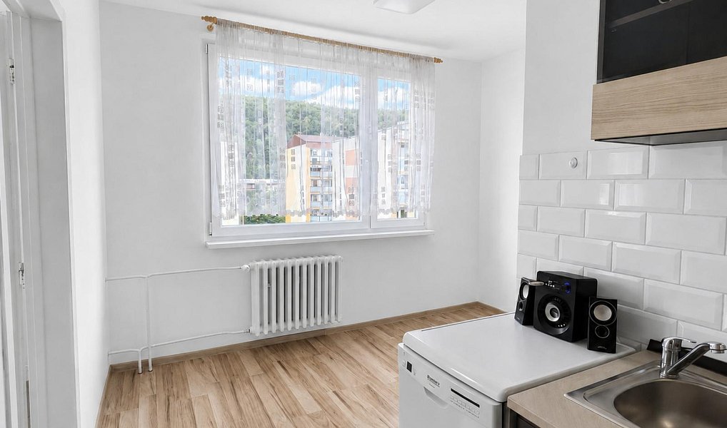 Prodej bytu 2+1 61 m², Krupka – náhled fotky 10