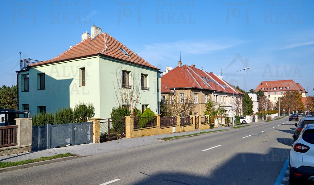 Prodej domu 354 m² s pozemkem 525 m², Brno – náhled fotky 31