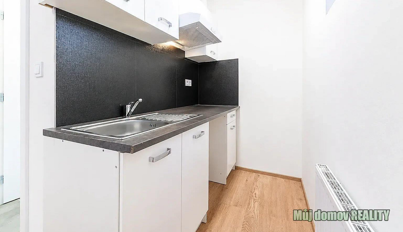Pronájem bytu 1+kk 17 m²