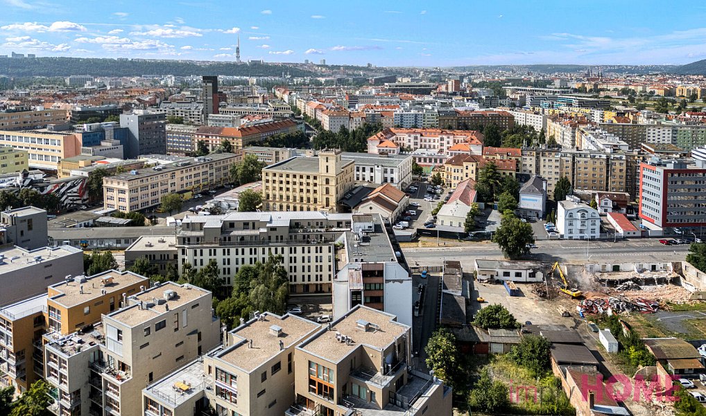 Prodej kanceláře 147 m², Praha – náhled fotky 30
