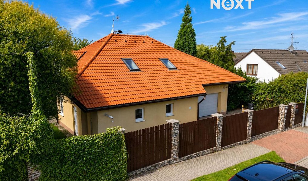 Prodej domu 337 m² s pozemkem 915 m², Praha – náhled fotky 29
