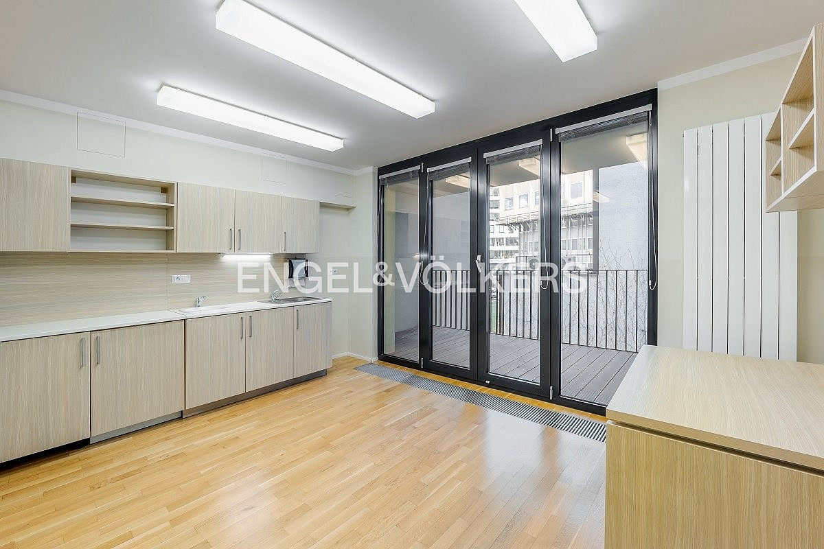 Prodej bytu 3+kk 79 m² — photo 3