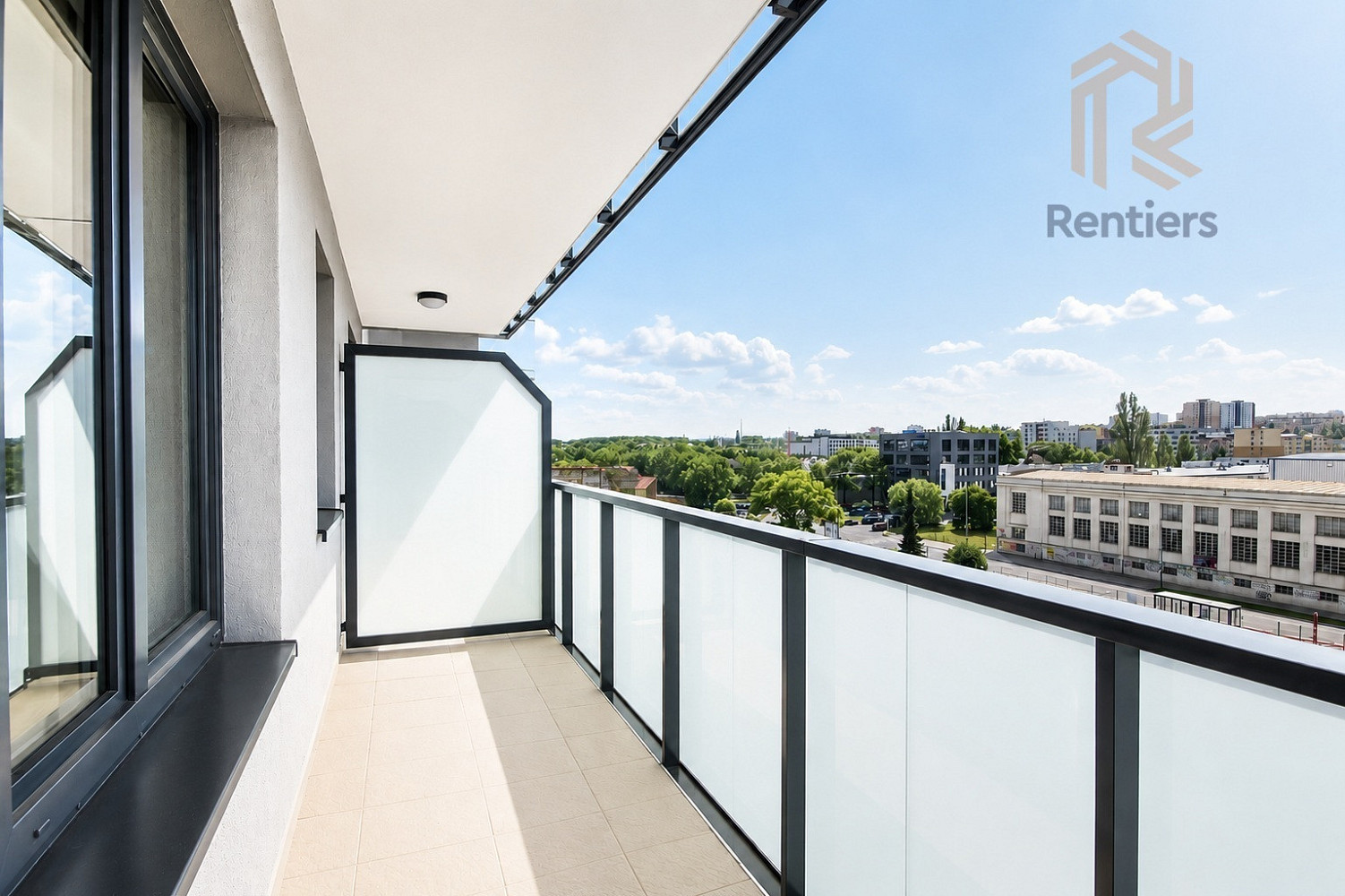 Prodej bytu 1+kk 31 m² — photo 2