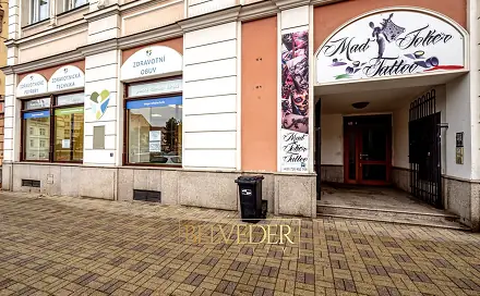 Pronájem obchodních prostor 190 m², Benešovo náměstí, Teplice
