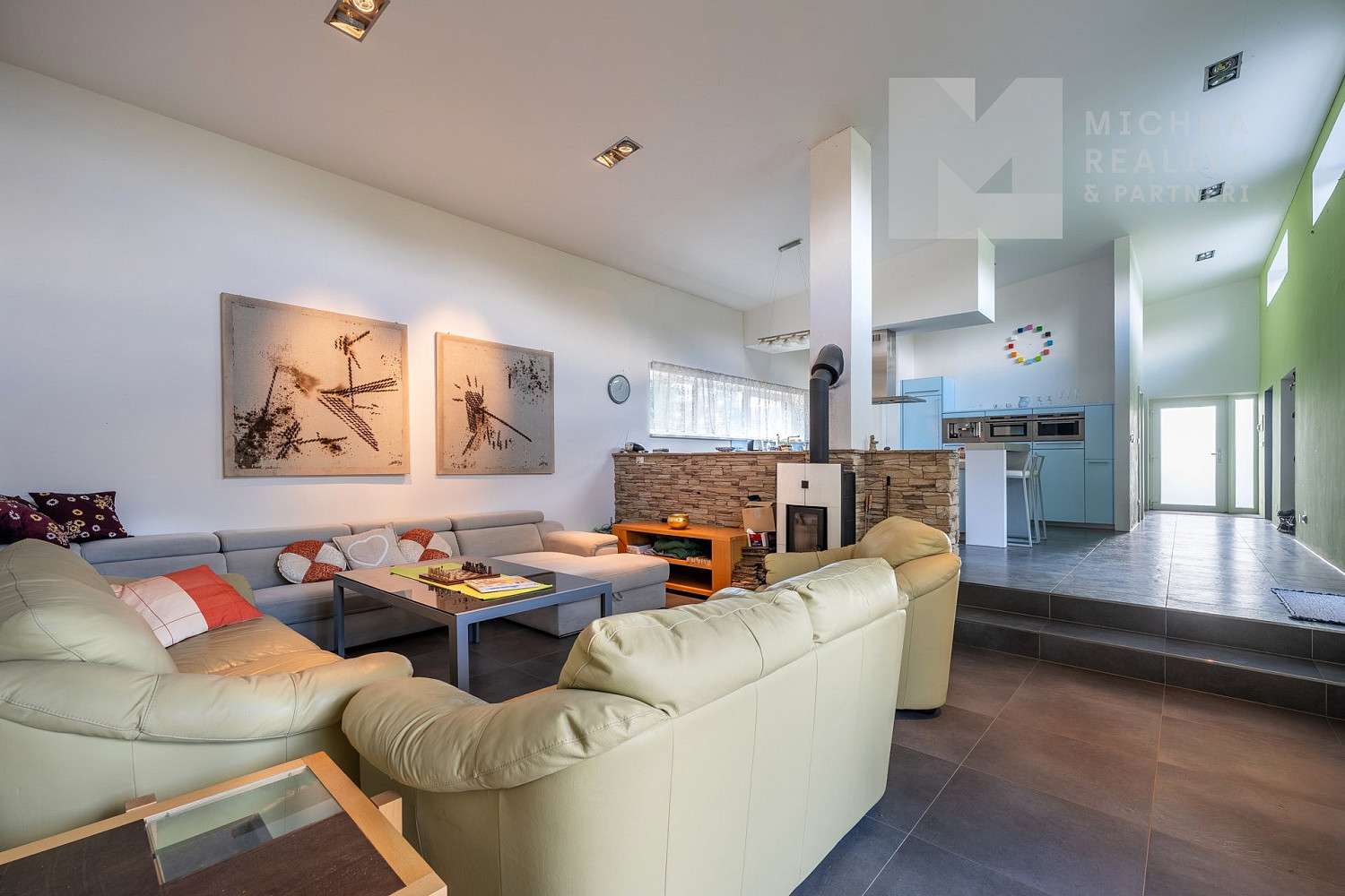 Prodej domu 221 m² s pozemkem 4 496 m²