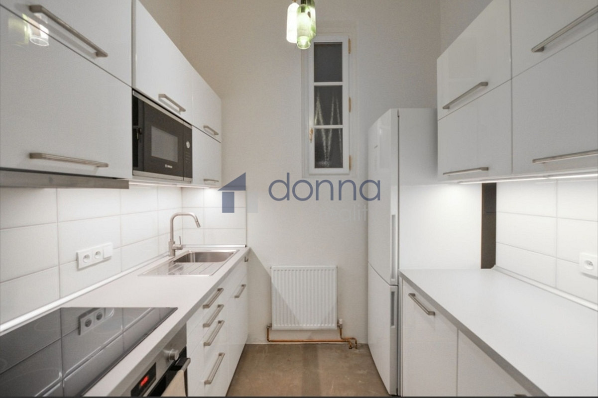 Pronájem bytu 1+1 33 m² – fotografie 3