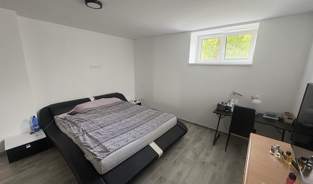 Prodej domu 300 m² s pozemkem 632 m², Nová Paka – náhled fotky 16