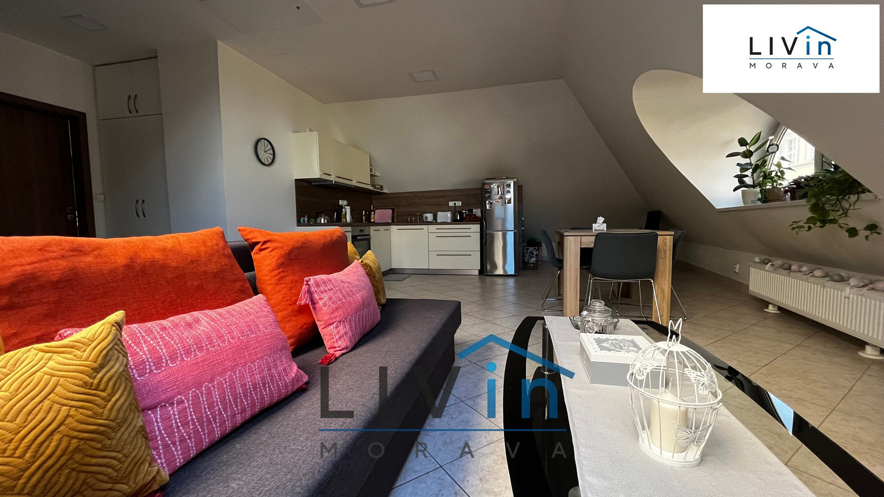 Pronájem bytu 1+kk 52 m² — photo 2