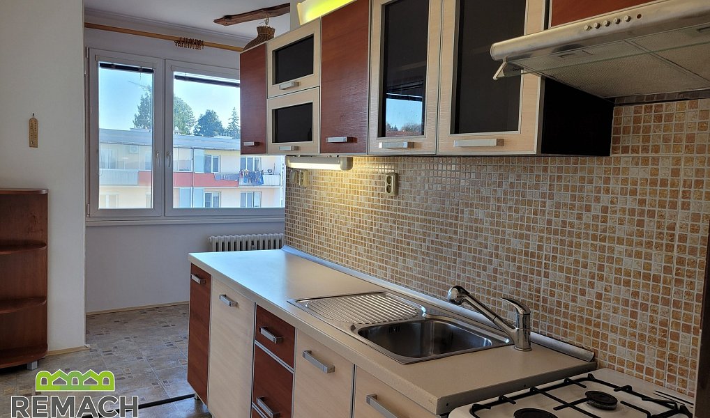 Pronájem bytu 3+1 70 m², Nové Město nad Metují – náhled fotky 3