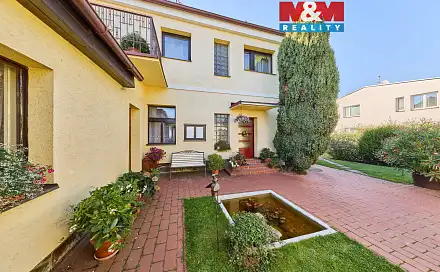 Prodej domu 159 m² s pozemkem 1 129 m², U Cihelny, Hradec Králové - Svobodné Dvory