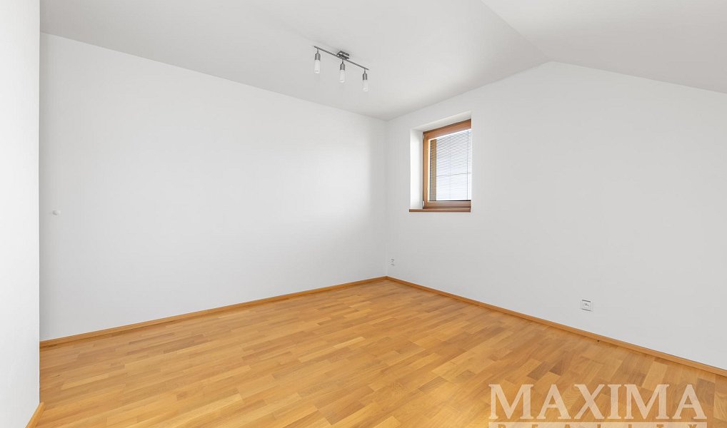 Prodej domu 178 m² s pozemkem 740 m², Velký Týnec – náhled fotky 15