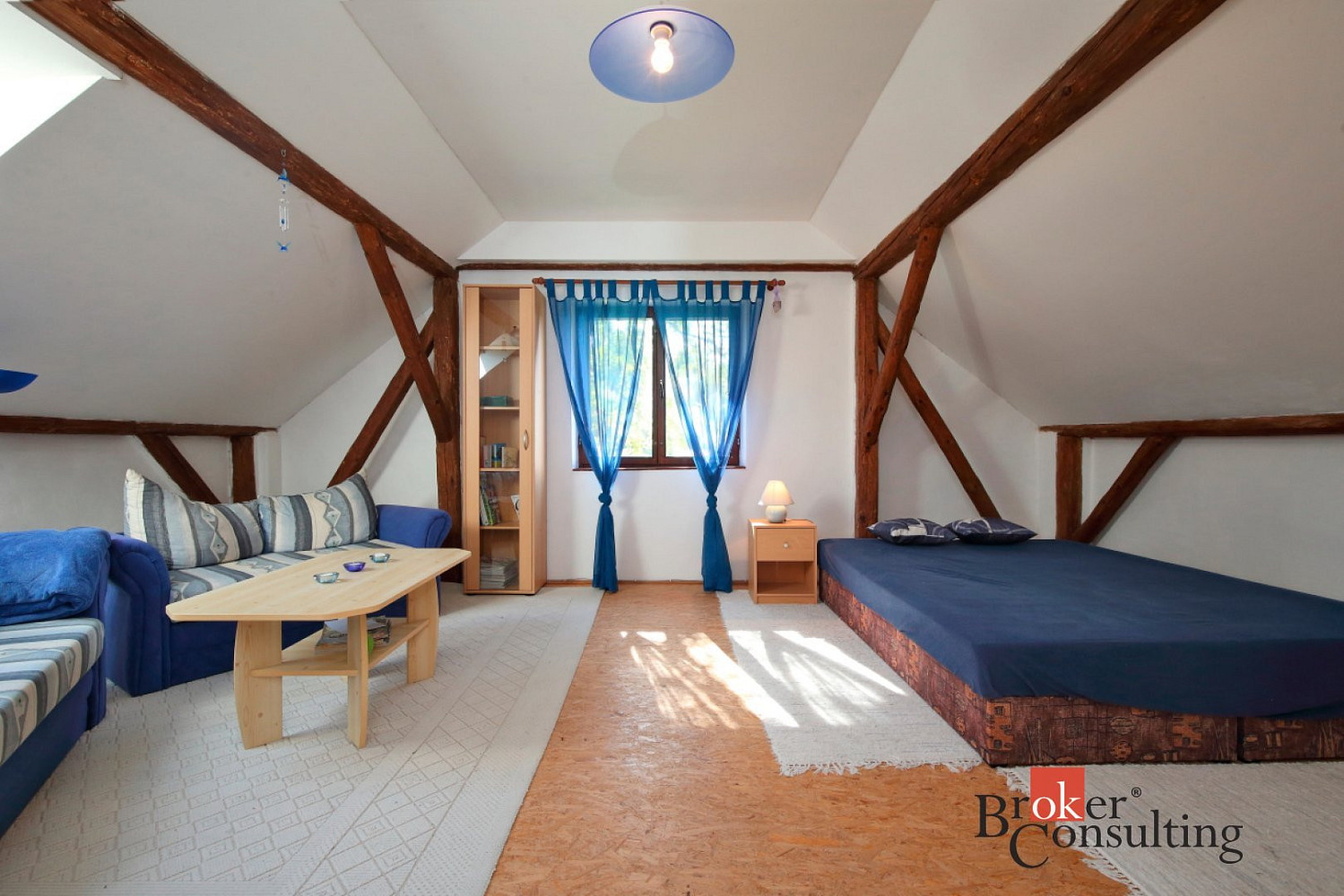 Prodej domu 158 m² s pozemkem 1 356 m² – fotografie 2