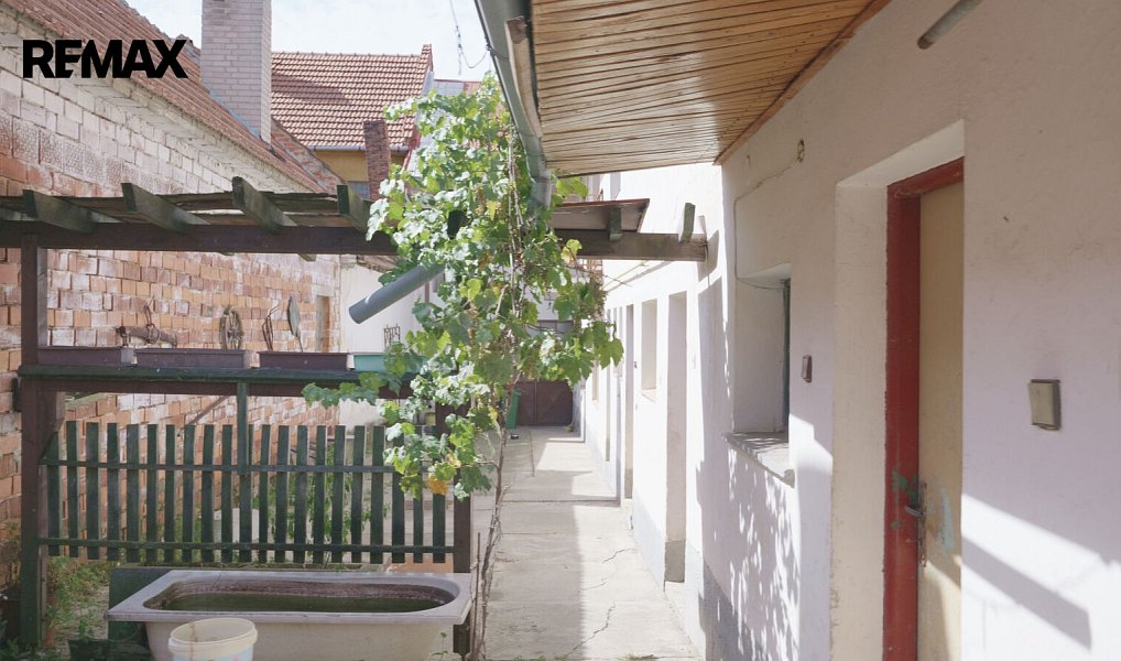 Prodej domu 184 m² s pozemkem 1 042 m², Hrubá Vrbka – náhled fotky 17