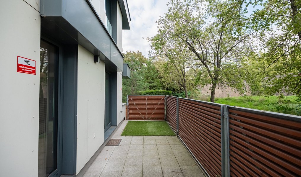 Pronájem bytu 2+kk 66 m², Praha – náhled fotky 8