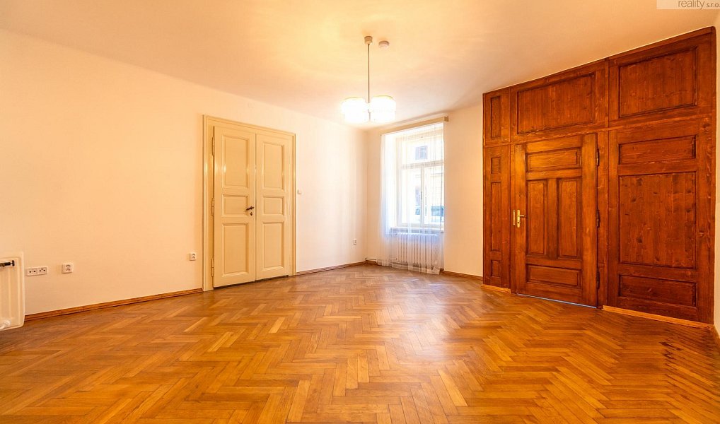 Prodej domu 326 m² s pozemkem 200 m², Žatec – náhled fotky 5