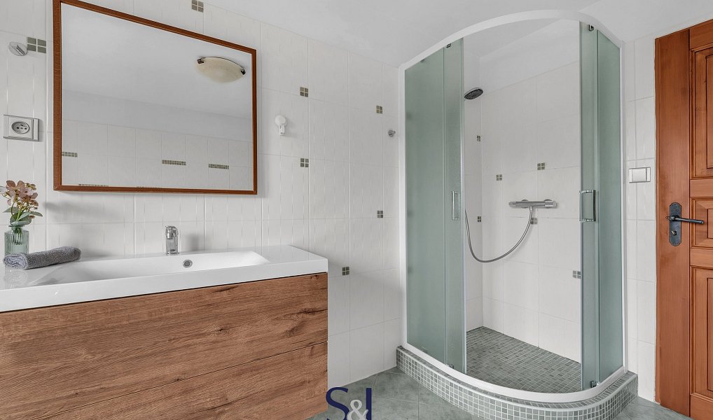 Prodej domu 245 m² s pozemkem 973 m², Nový Bor – náhled fotky 15