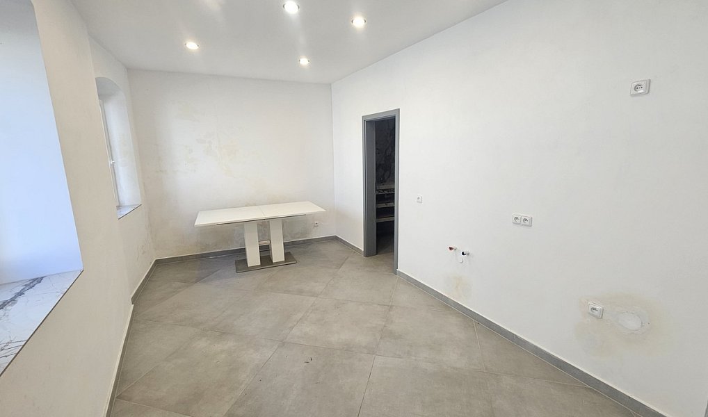 Prodej domu 506 m² s pozemkem 1 573 m², Vrutice – náhled fotky 7