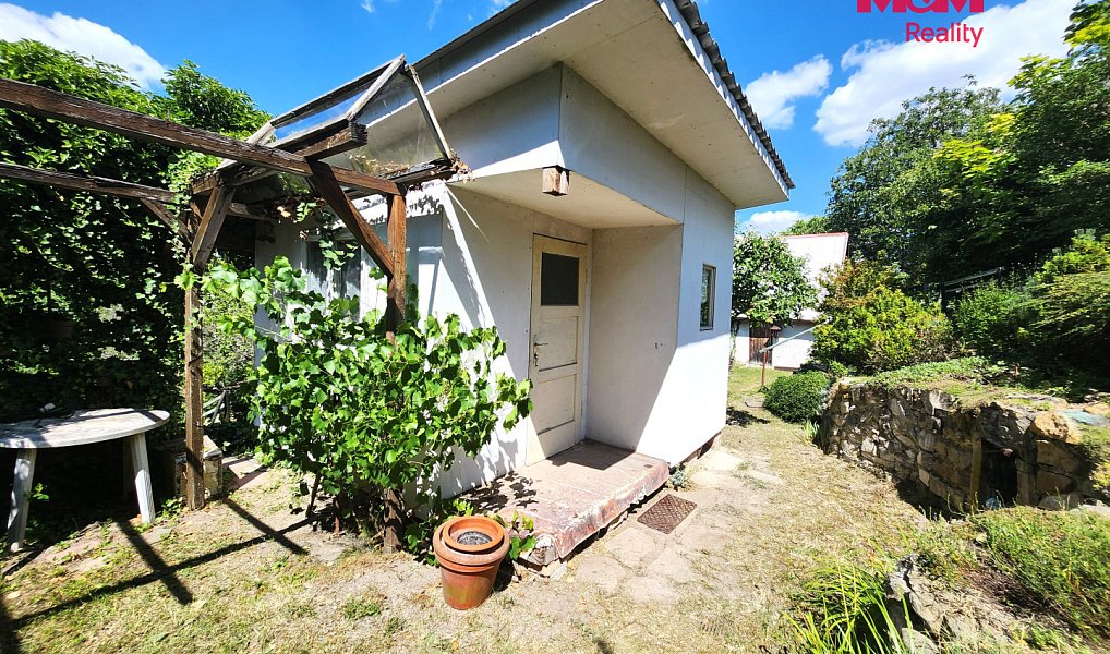 Prodej zahrady 605 m², Líšťany – náhled fotky 3