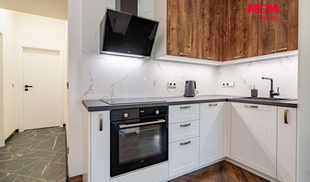 Prodej bytu 2+kk 50 m², Horní Planá – náhled fotky 3