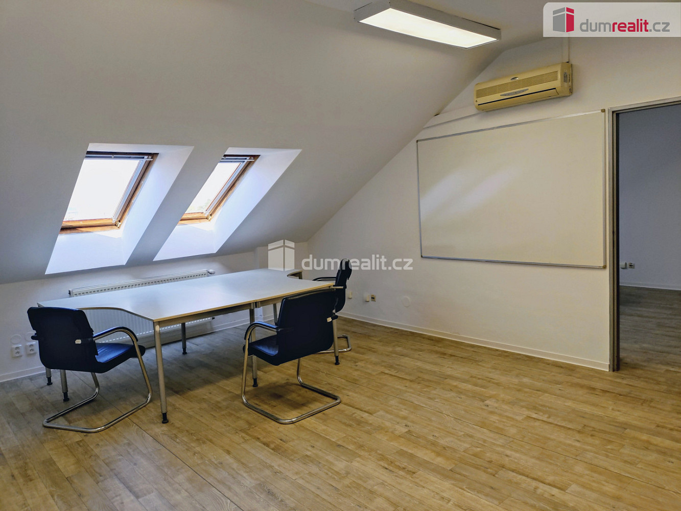 Pronájem kanceláře 48 m²