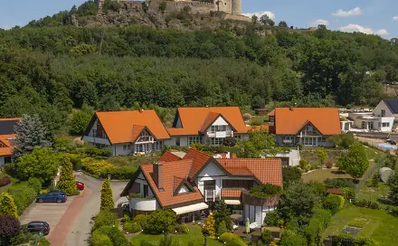 Prodej domu 718 m² s pozemkem 1 306 m², Ráby, okres Pardubice