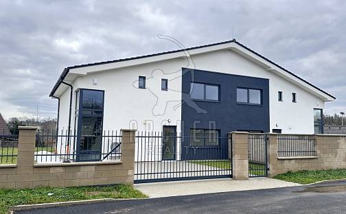 Prodej domu 225 m² s pozemkem 695 m², Sulice - Nechánice, okres Praha-východ