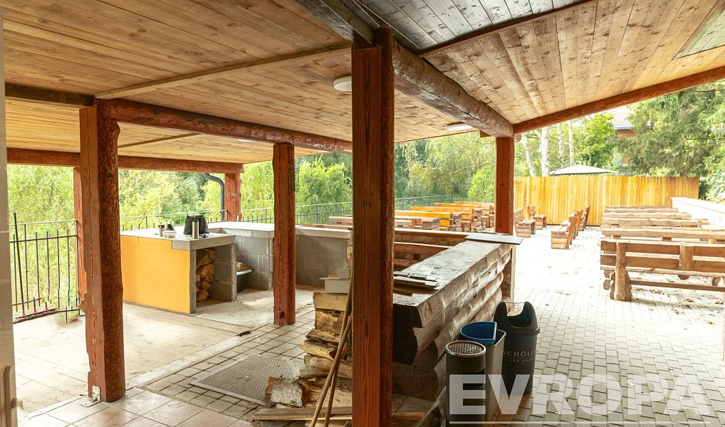 Prodej restaurace 270 m², Lety – náhled fotky 7