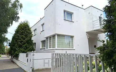 Prodej domu 280 m² s pozemkem 1 042 m², V Břízách, Kolín - Kolín II