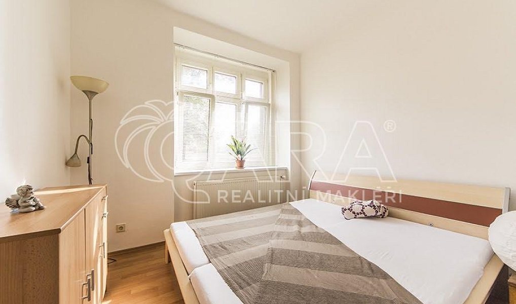 Prodej bytu 2+kk 44 m², Praha – náhled fotky 3