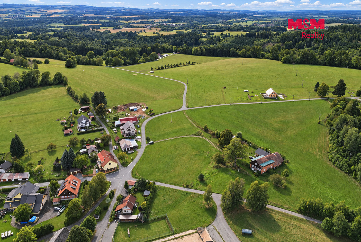 Prodej stavebního pozemku 2 382 m² – fotografie 4