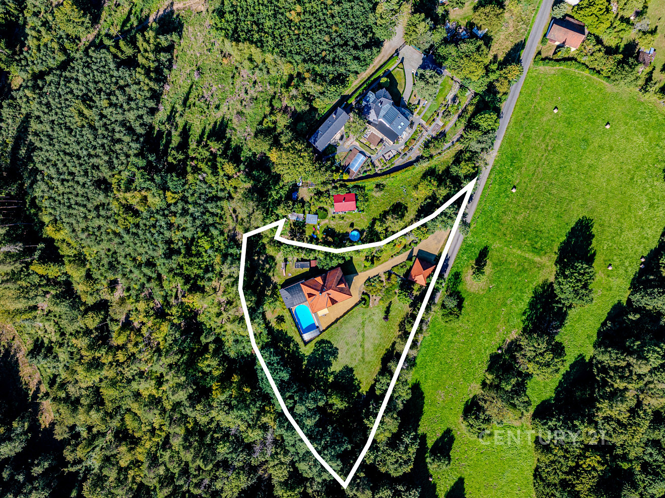 Prodej komerčního objektu (jiného typu) 327 m² – fotografie 2