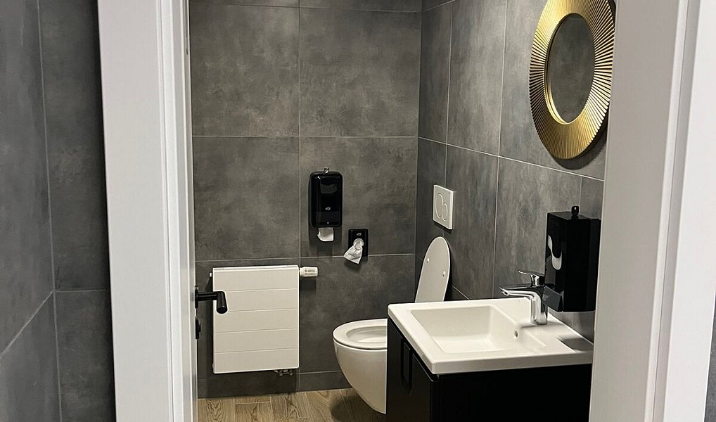 Pronájem obchodních prostor 192 m², Zubří – náhled fotky 9