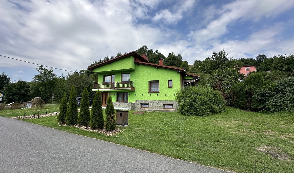Prodej ubytovacího objektu 160 m², Nýdek – náhled fotky 2