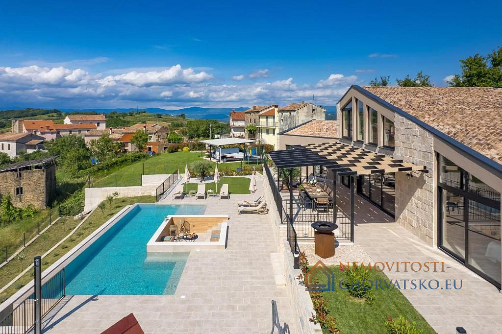 Prodej domu 230 m² s pozemkem 1 400 m² - Widok 4