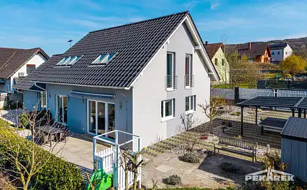 Prodej domu 179 m² s pozemkem 1 078 m², Skuhrov - Hodyně, okres Beroun